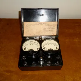 1934 CEB Ferranti AC Test Set Comprising A Voltmeter & Ammeter In A Bakelite Case