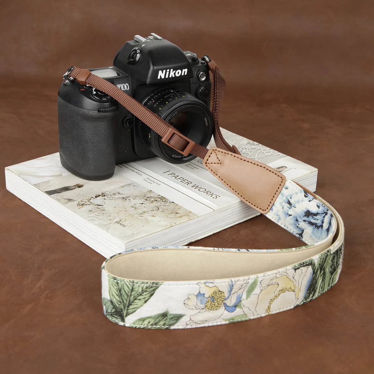 Flower China Style Handmade Leather DSLR Camera Strap CS235