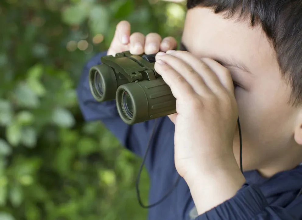 Huckleberry Binoculars, Carrying Case and Bird Watching Book