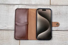 iPhone 15 Pro Custom Wallet Case